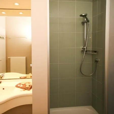 Apartmenthaus Strandstrasse 16 Kuehlungsborn Room photo