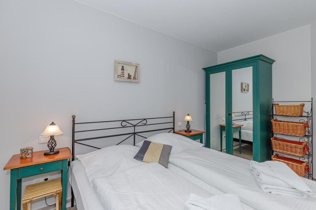 Apartment Apartmenthaus Strandstrasse 16 Kuehlungsborn