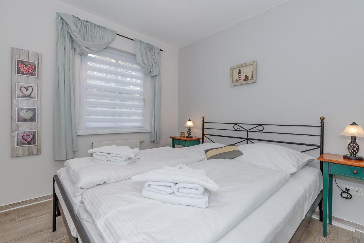 Apartmenthaus Strandstrasse 16 Apartment Kuehlungsborn